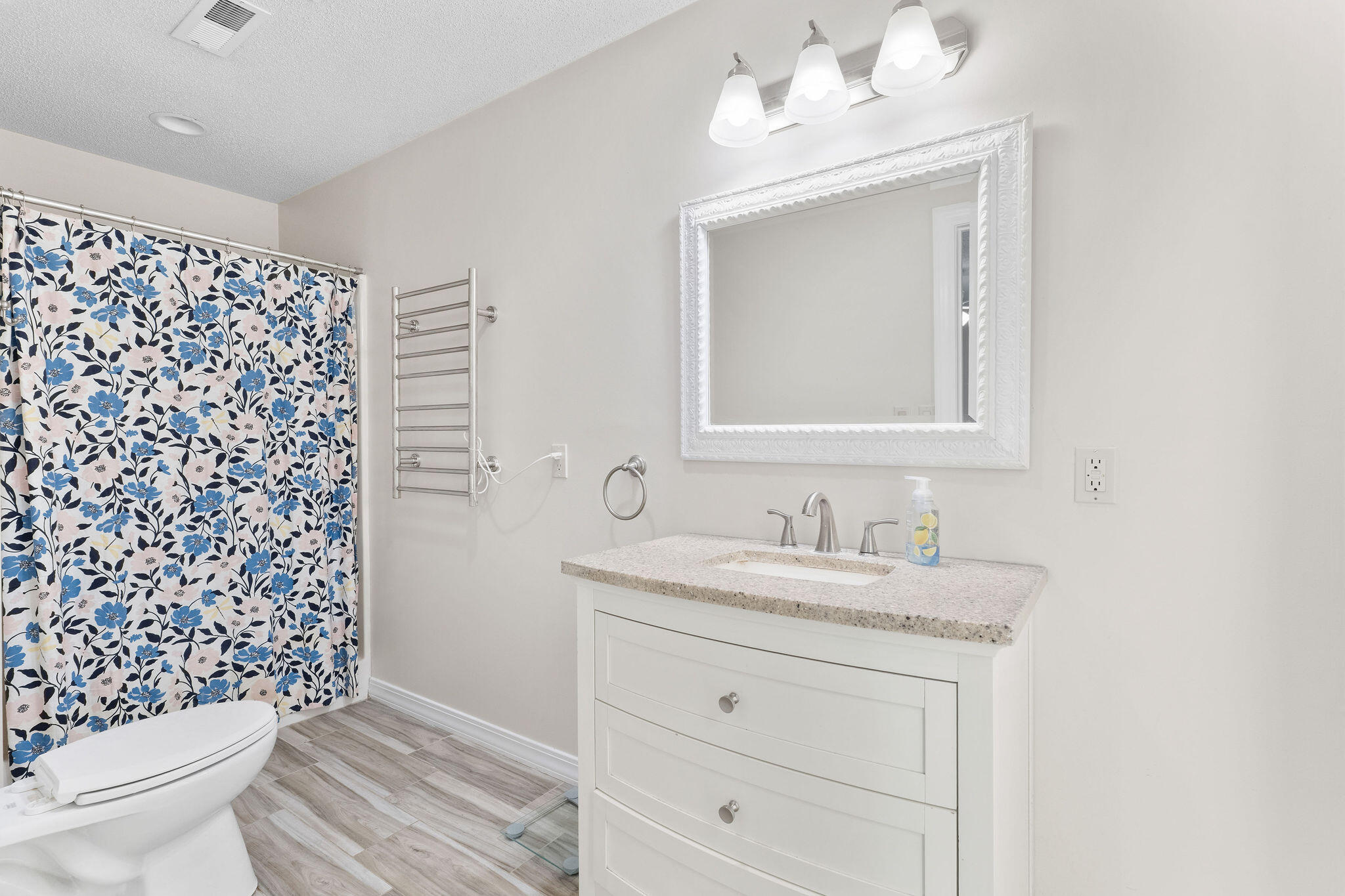 1328 East University Street Springfield, MO 65804 - Photo 16 of 23 FrameandFocus_WEBorMLS-15