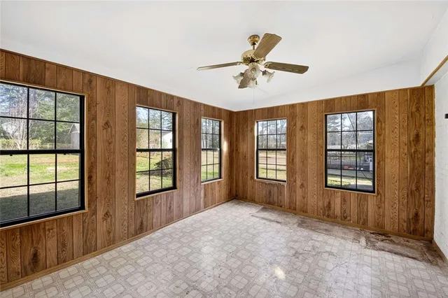 $400,000 | 5657 Bob White Circle Northwest, Lilburn, GA 30047