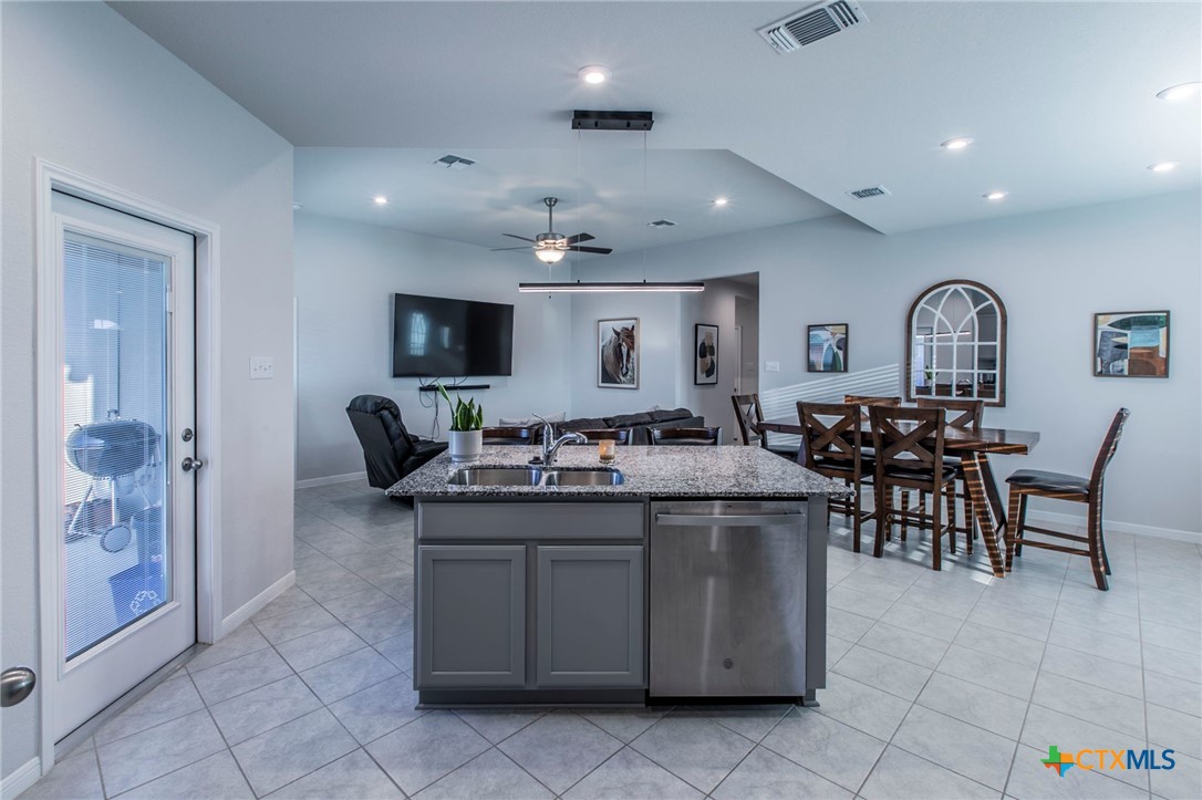 908 Coriander Road Temple, TX 76501 - Photo 11 of 28 Kitchen