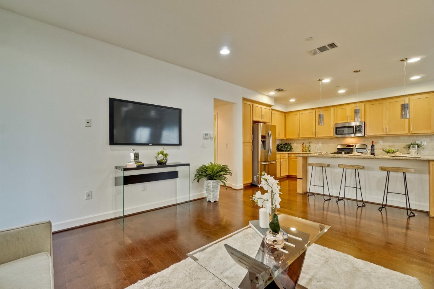 1717 Lee Way Milpitas, CA 95035 - Photo 4 of 44