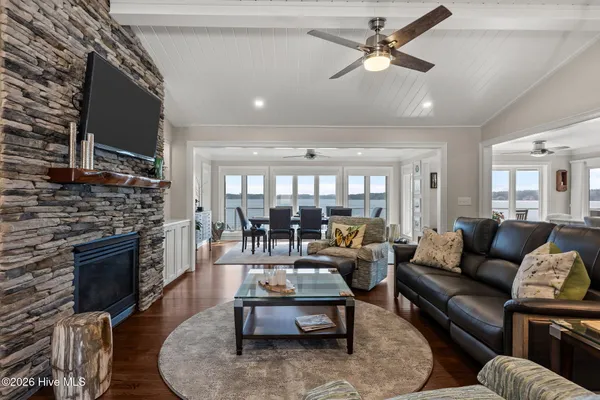 $1,470,000 | 157 Morris Drive, West End, NC 27376