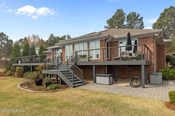 $1,470,000 | 157 Morris Drive, West End, NC 27376