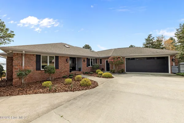 $1,470,000 | 157 Morris Drive, West End, NC 27376