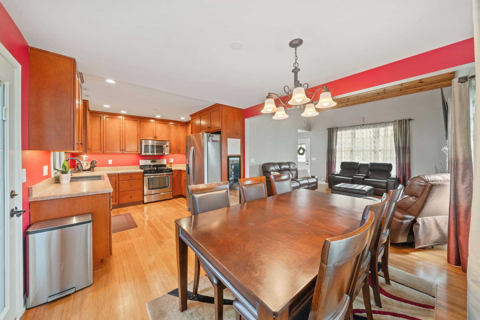 2644 North 3739th Road Sheridan, IL 60551 - Photo 9 of 33 Gallery Image 9