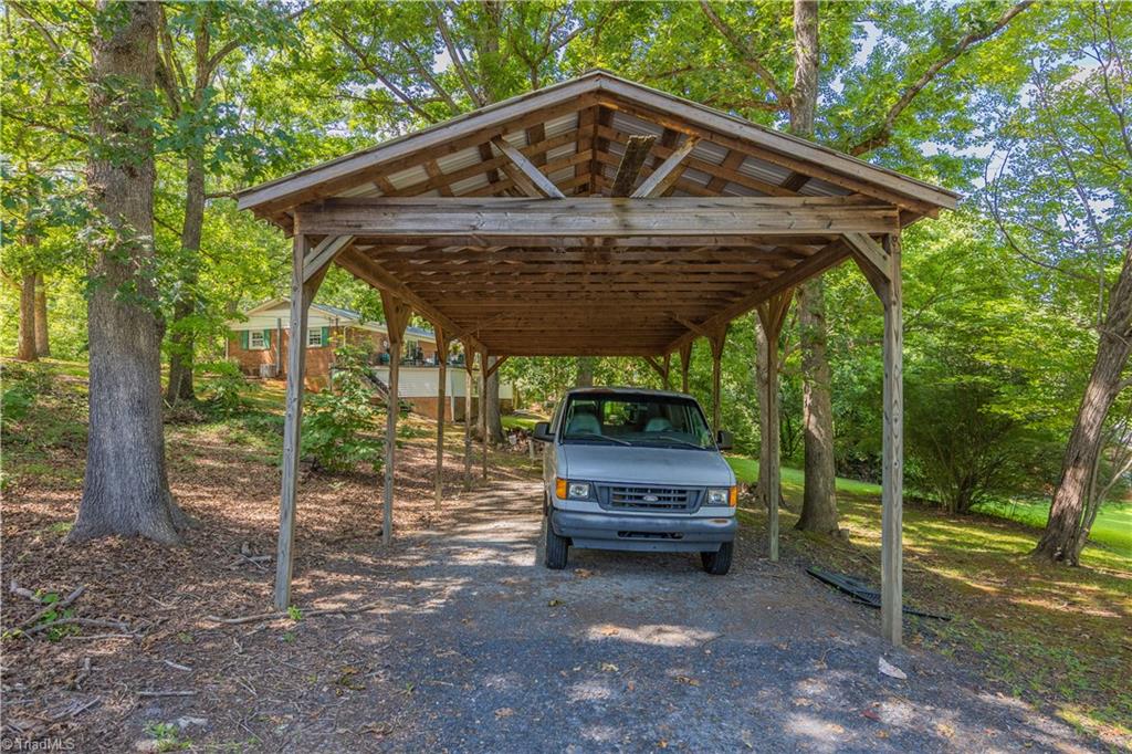 328 Oakgrove Road Asheboro, NC 27205 - Photo 45 of 47 Gallery Image 45