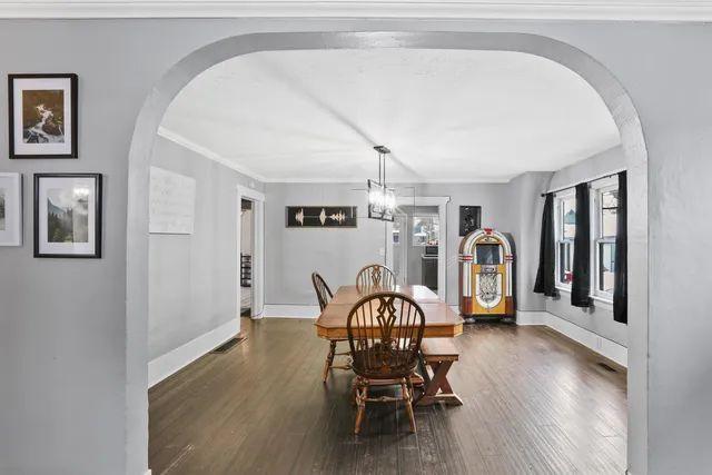 $319,900 | 2521 East Queen Avenue, Spokane, WA 99217