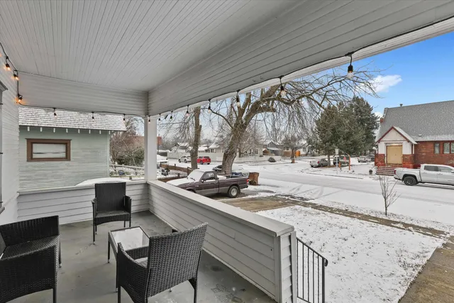 $319,900 | 2521 East Queen Avenue, Spokane, WA 99217