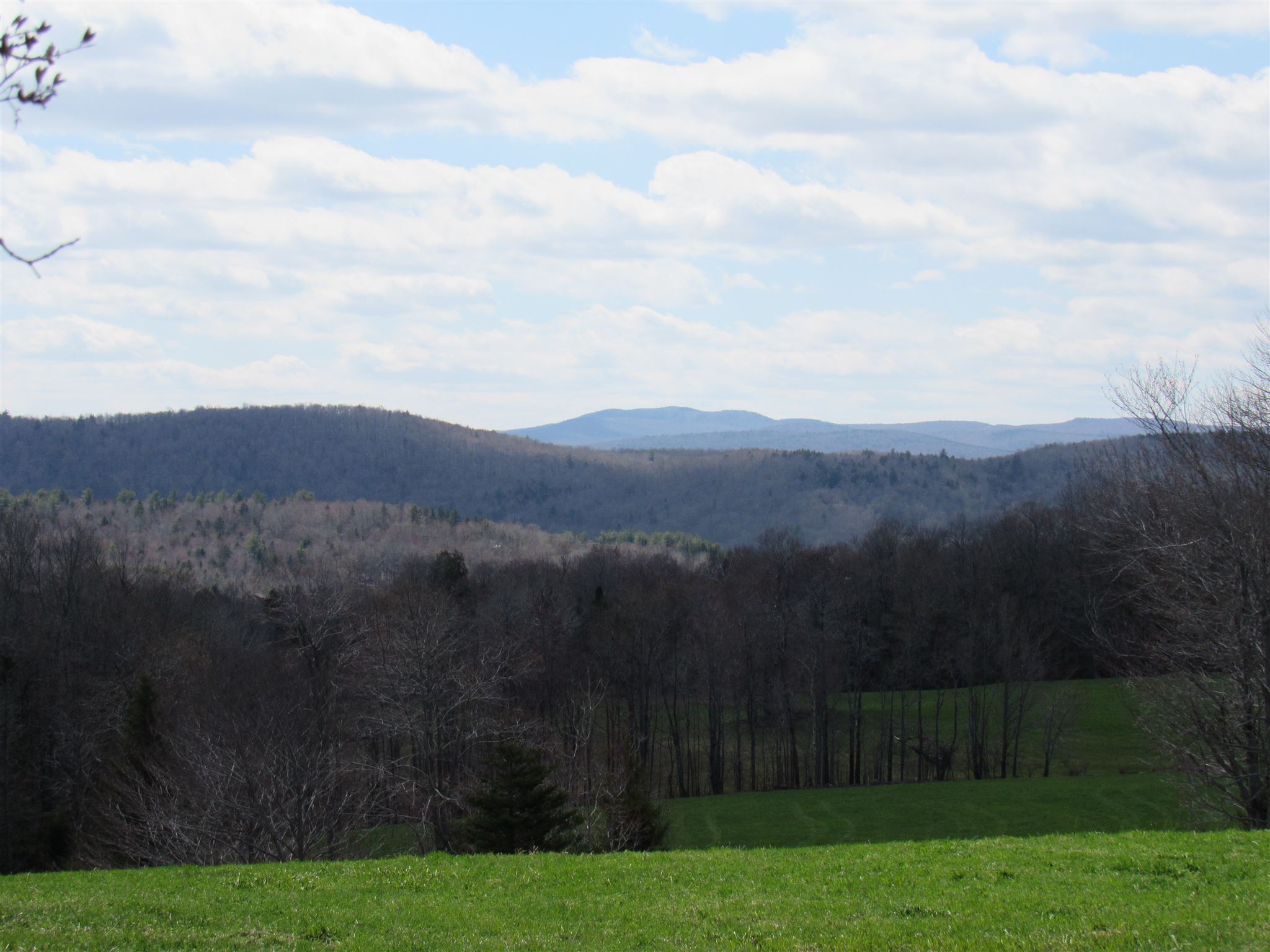184 Corse Road Whitingham, VT 05361 - Photo 4 of 38