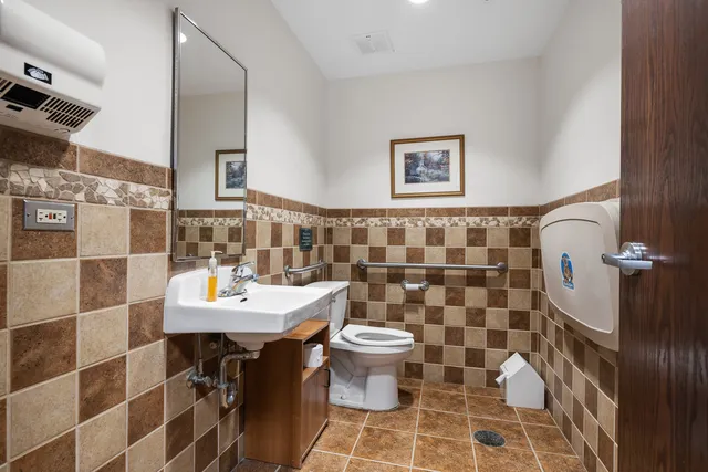 a view of entryway and hall