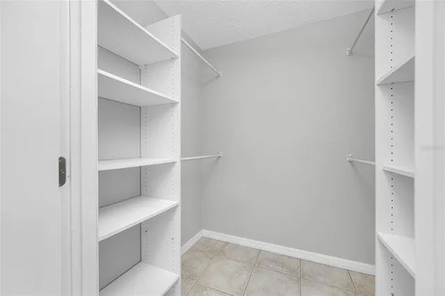 $139,900 | 3295 Fox Chase Circle, Unit 105, Palm Harbor, FL 34683