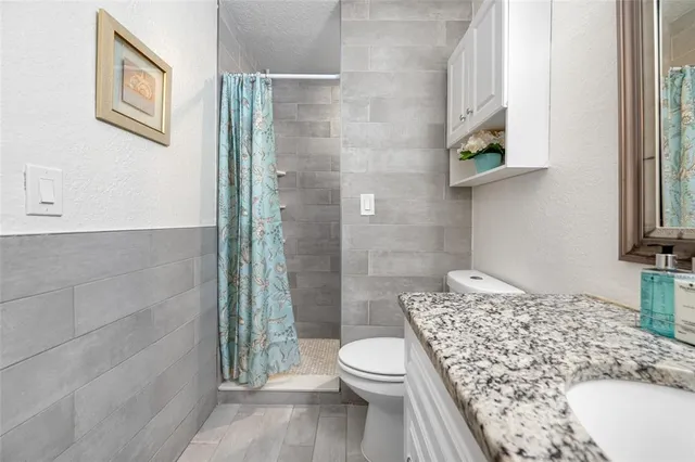 $139,900 | 3295 Fox Chase Circle, Unit 105, Palm Harbor, FL 34683