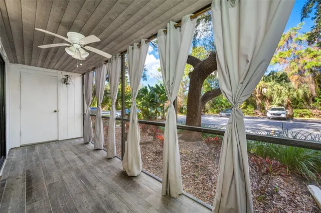 $139,900 | 3295 Fox Chase Circle, Unit 105, Palm Harbor, FL 34683