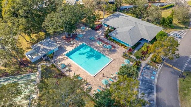 $139,900 | 3295 Fox Chase Circle, Unit 105, Palm Harbor, FL 34683