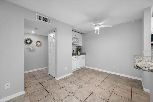 $139,900 | 3295 Fox Chase Circle, Unit 105, Palm Harbor, FL 34683