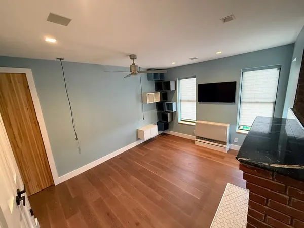 $959,000 | 398 13th Street, Unit 4B | Park Slope
