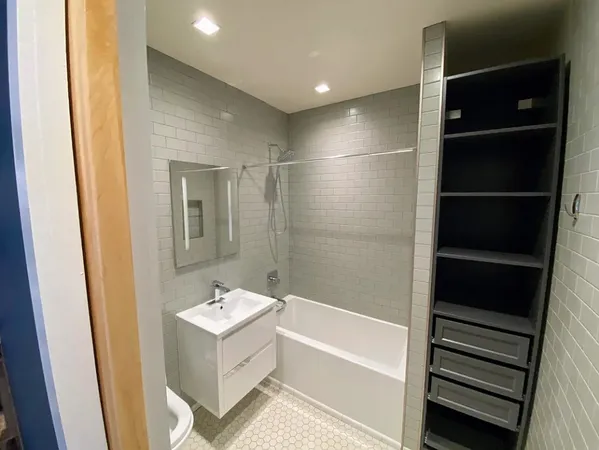$959,000 | 398 13th Street, Unit 4B | Park Slope