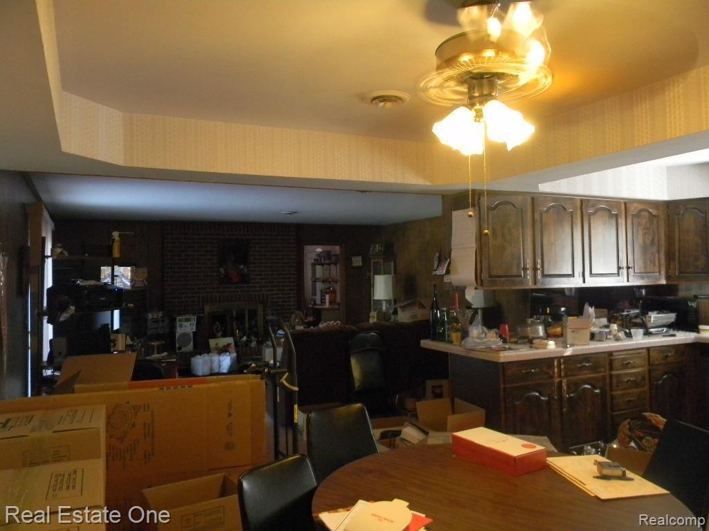 38715 Judd Road Belleville, MI 48111 - Photo 11 of 15