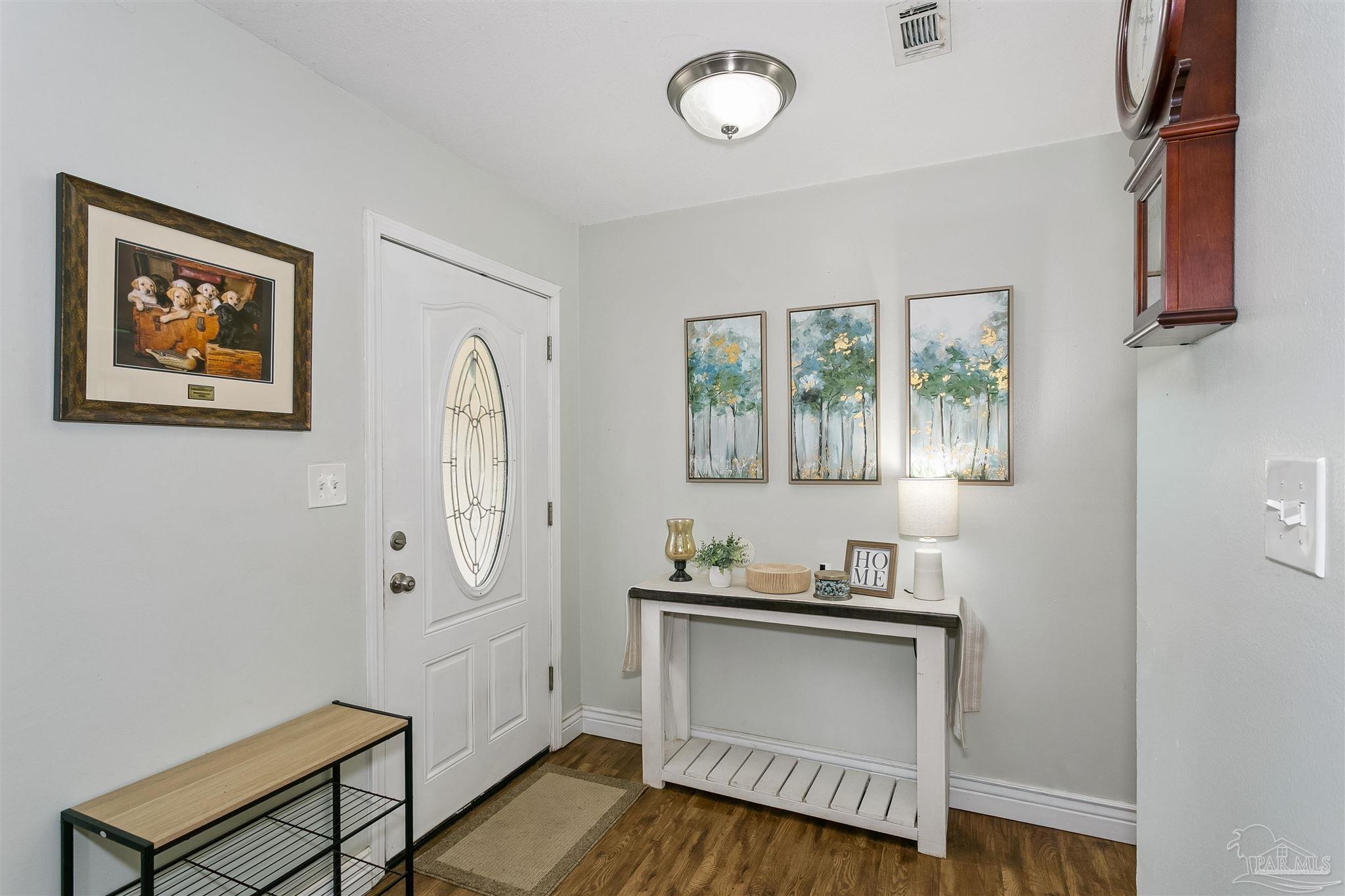 5638 Windham Road Milton, FL 32570 - Photo 5 of 38 Gallery Image 5