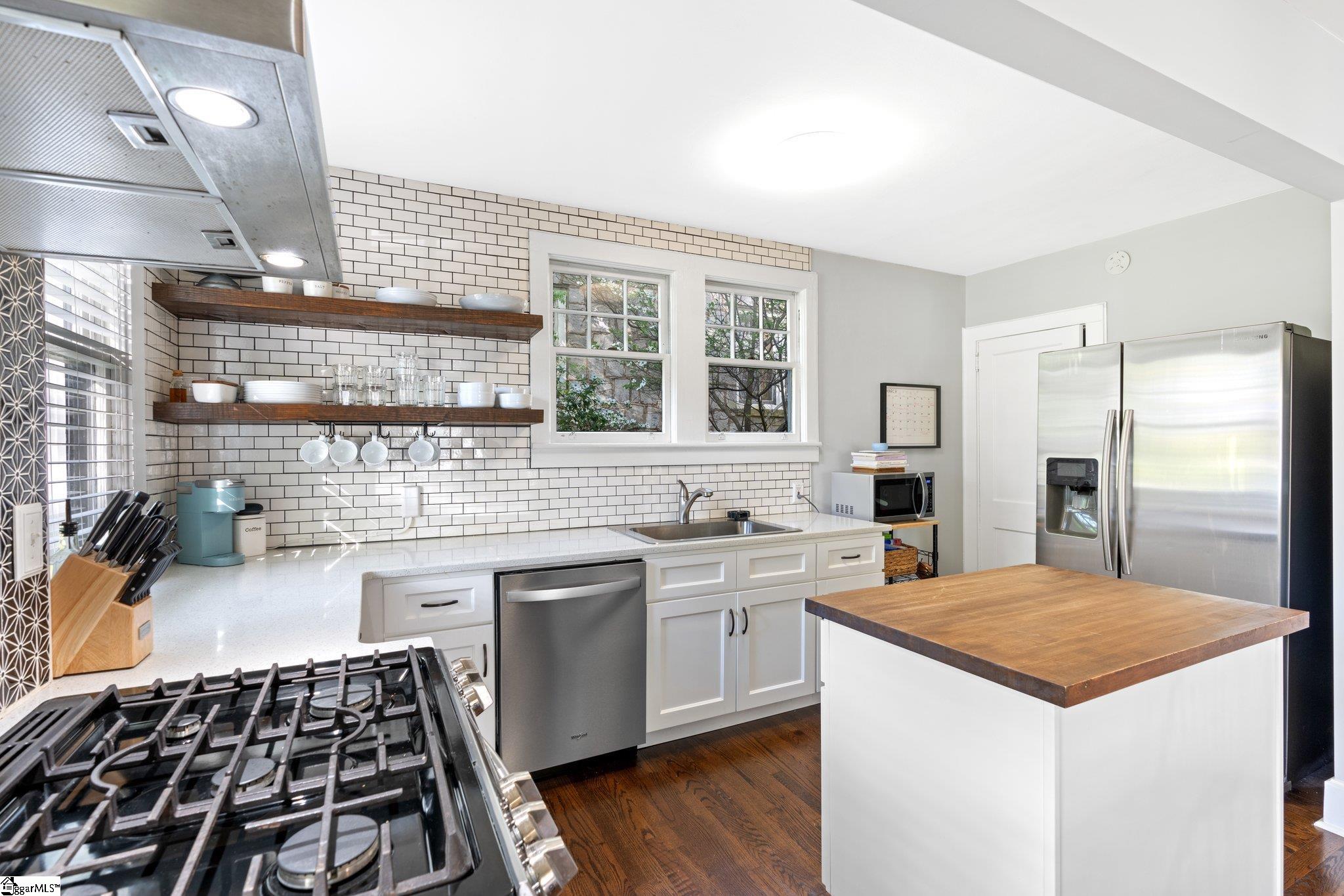 111 East Faris Road Greenville, SC 29605 - Photo 12 of 35 Gallery Image 12