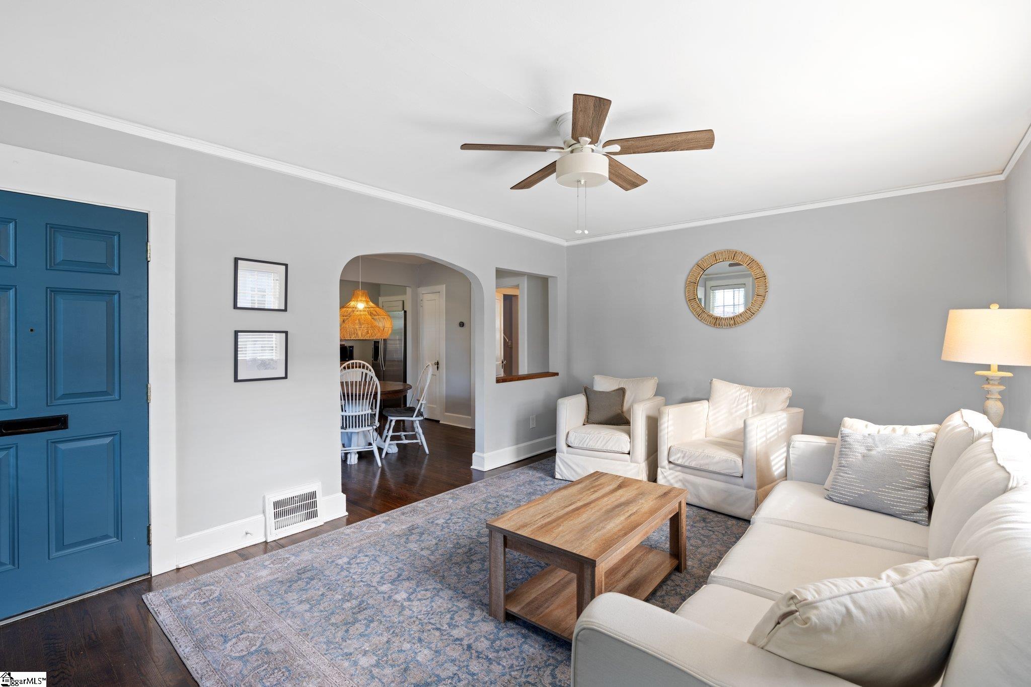 111 East Faris Road Greenville, SC 29605 - Photo 4 of 35 Gallery Image 4