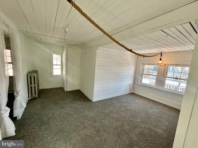 $1,500 | 24 North Ambler Street, Quakertown, PA 18951