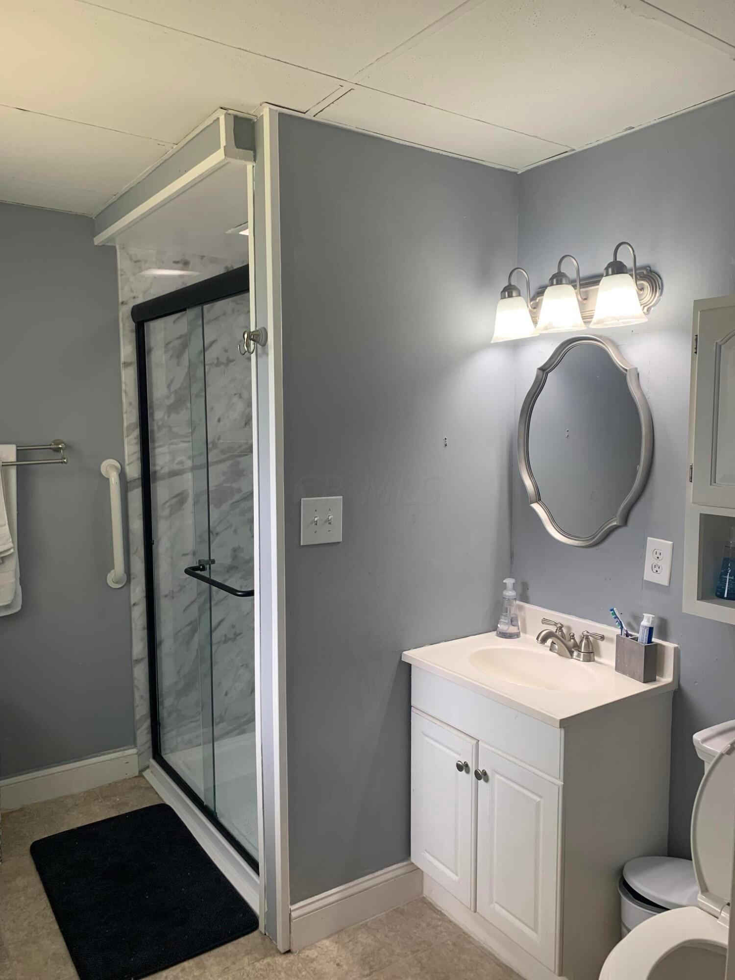 467 Redmond Road Columbus, OH 43228 - Photo 12 of 15 Gallery Image 12