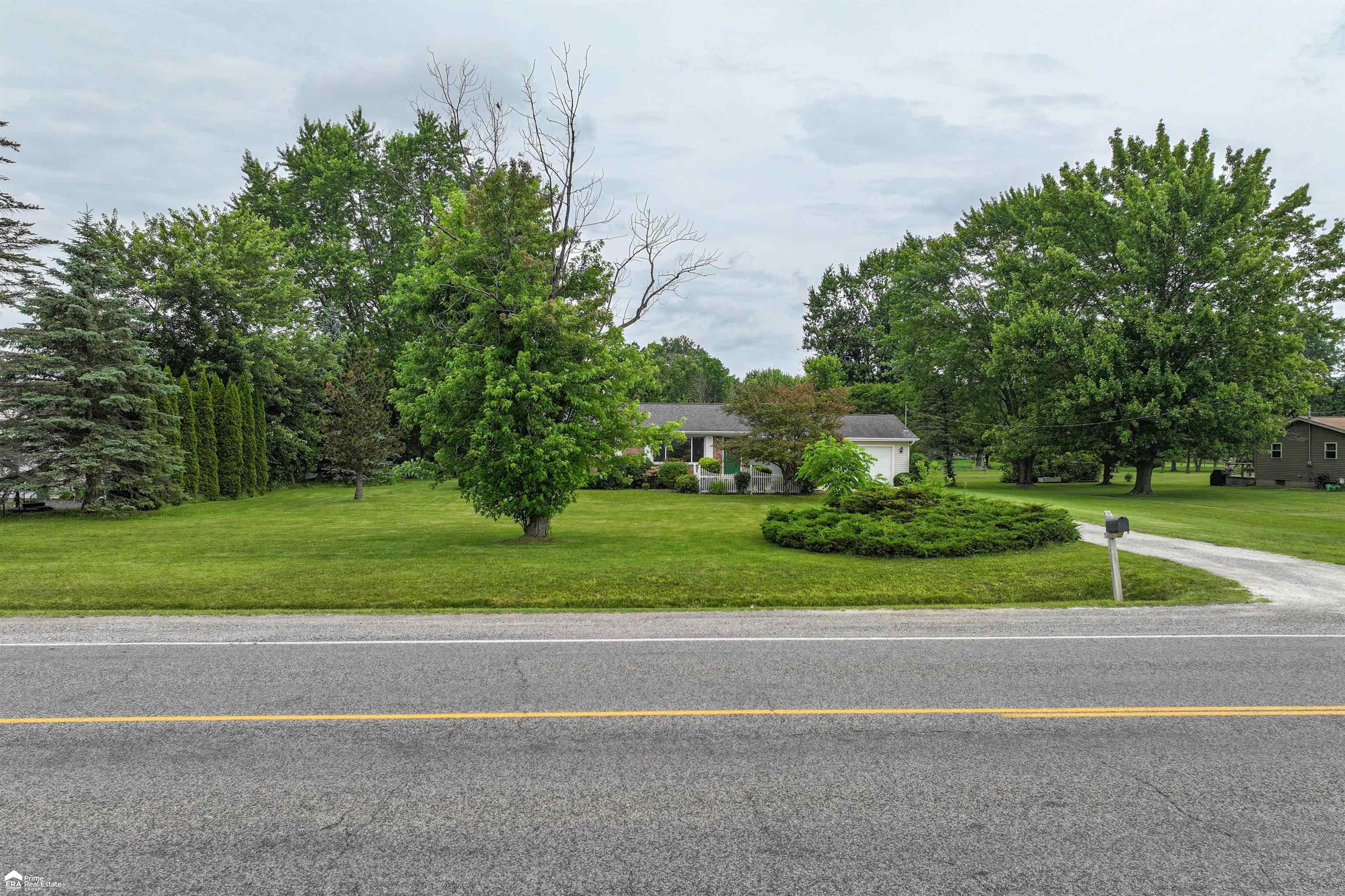 6494 Coldwater Road Flushing, MI 48433 - Photo 24 of 32