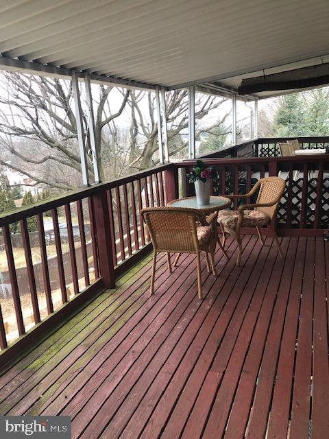 312 South Miller Street Reading, PA 19607 - Photo 24 of 33 Deck