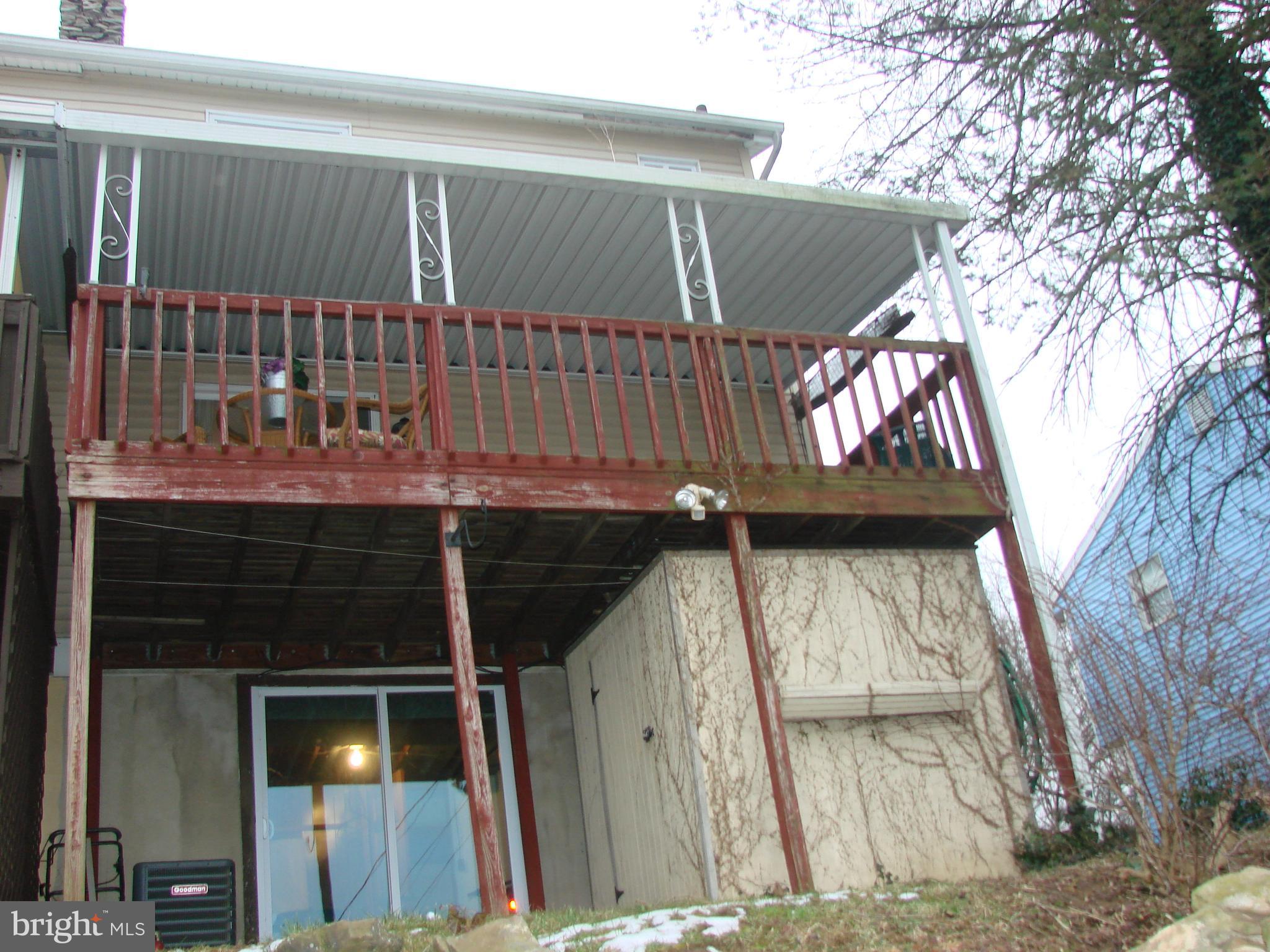 312 South Miller Street Reading, PA 19607 - Photo 32 of 33 Deck