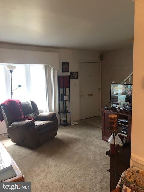 312 South Miller Street Reading, PA 19607 - Photo 6 of 33 Living Room