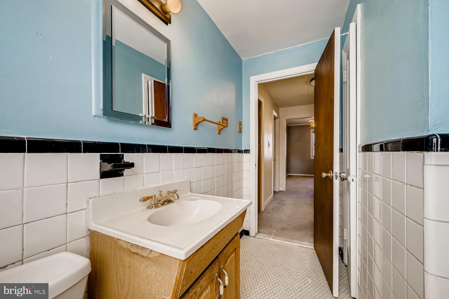 315 Old Riverside Road Baltimore, MD 21225 - Photo 17 of 31