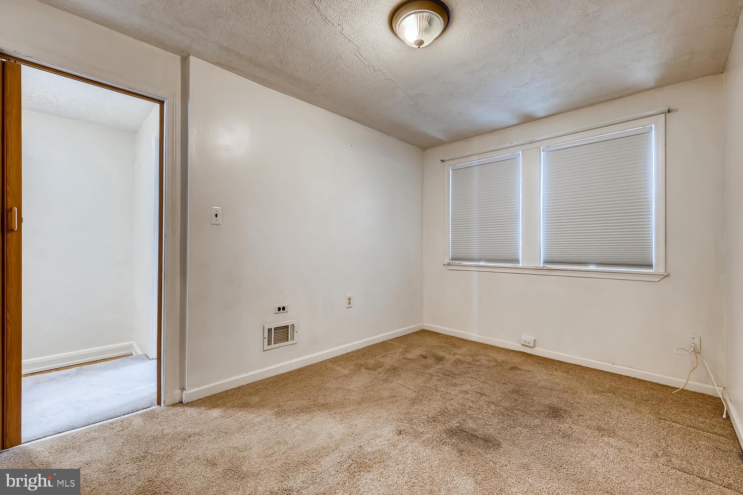 315 Old Riverside Road Baltimore, MD 21225 - Photo 19 of 31