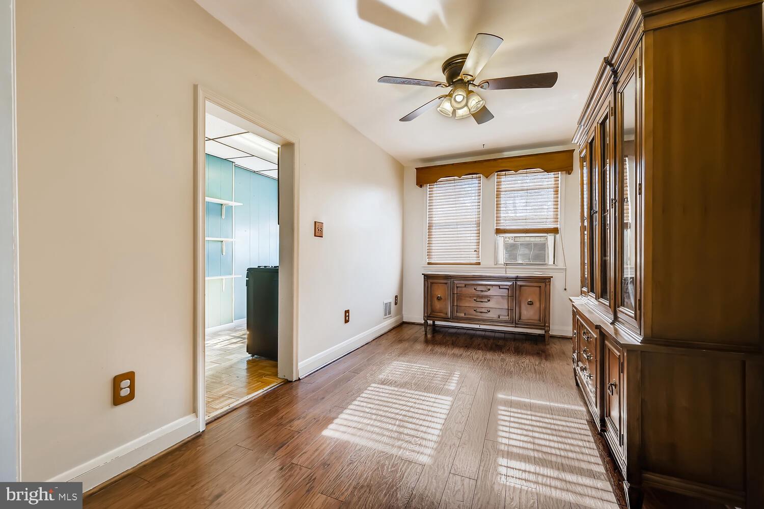 315 Old Riverside Road Baltimore, MD 21225 - Photo 8 of 31