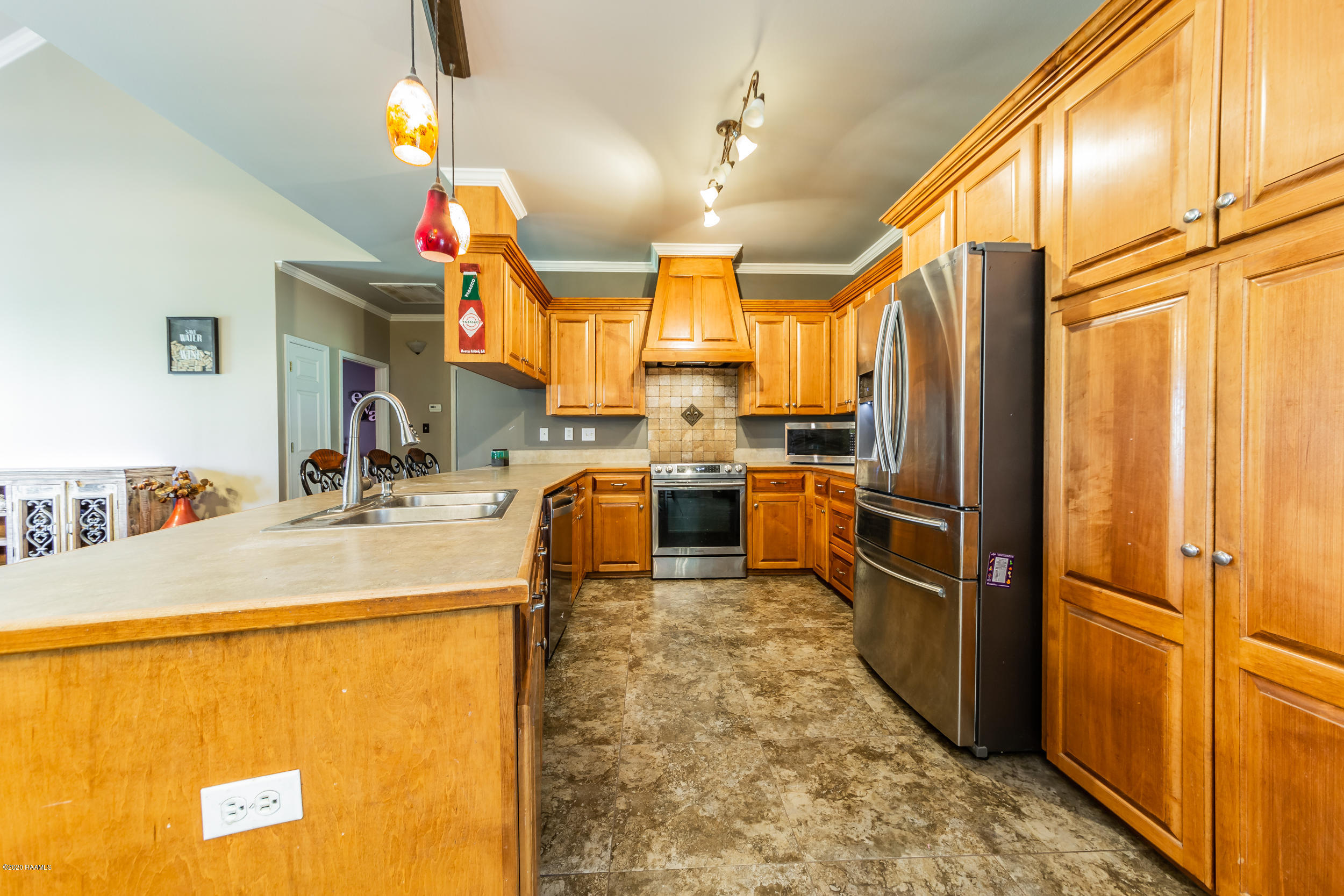 1080 Rene O Guidry Road Breaux Bridge, LA 70517 - Photo 6 of 21 Gallery Image 6