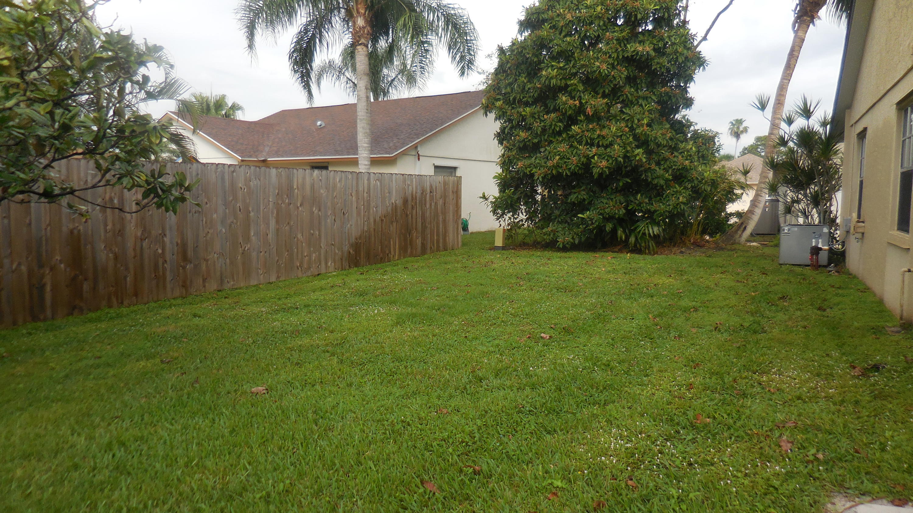 192 Raintree Trail Jupiter, FL 33458 - Photo 4 of 29 DSCN0438