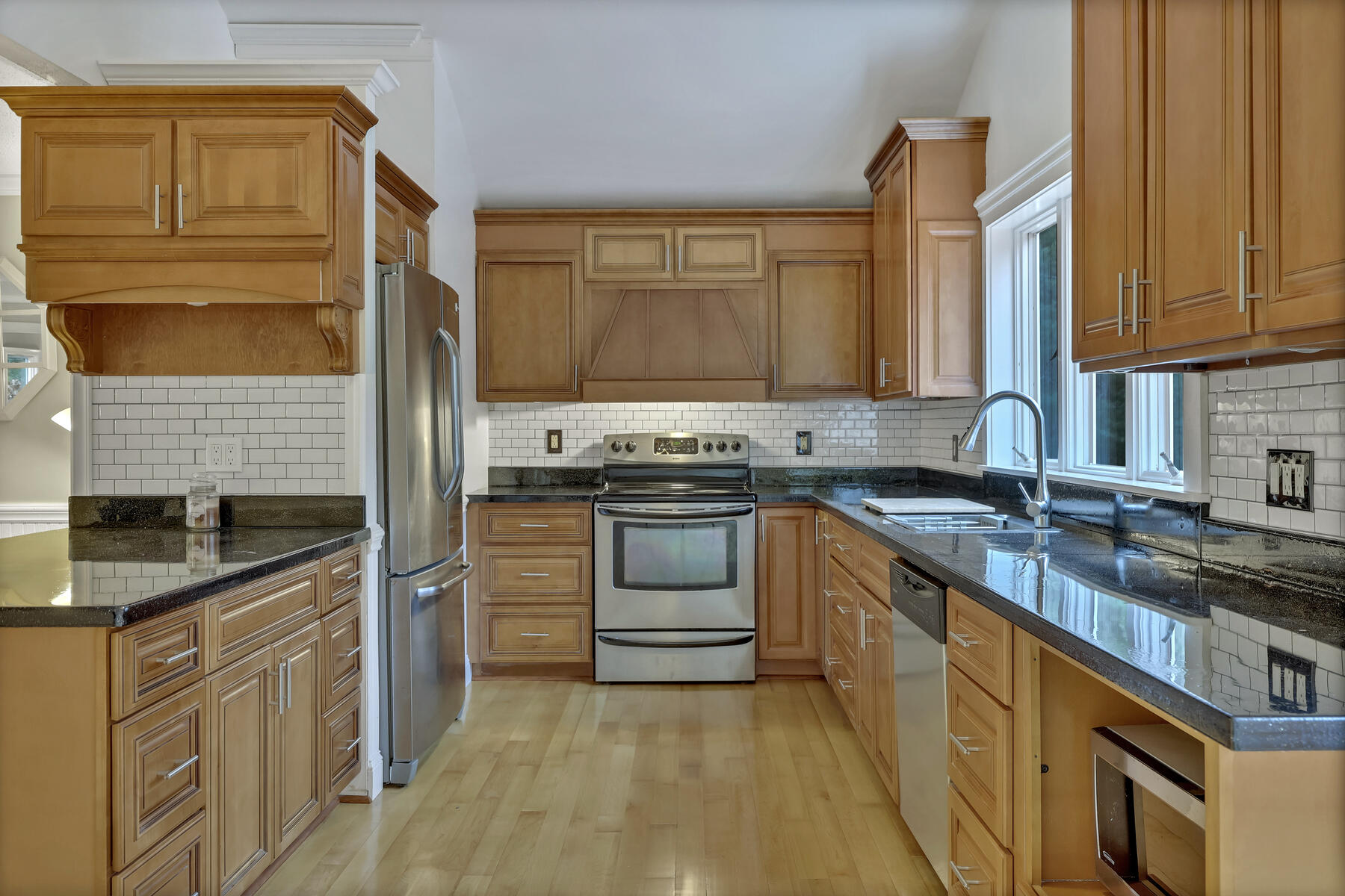 85 Blue Castle Drive Mashpee, MA 02649 - Photo 12 of 50 598A7430
