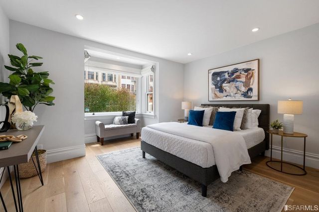 a sign that is on the side of the road