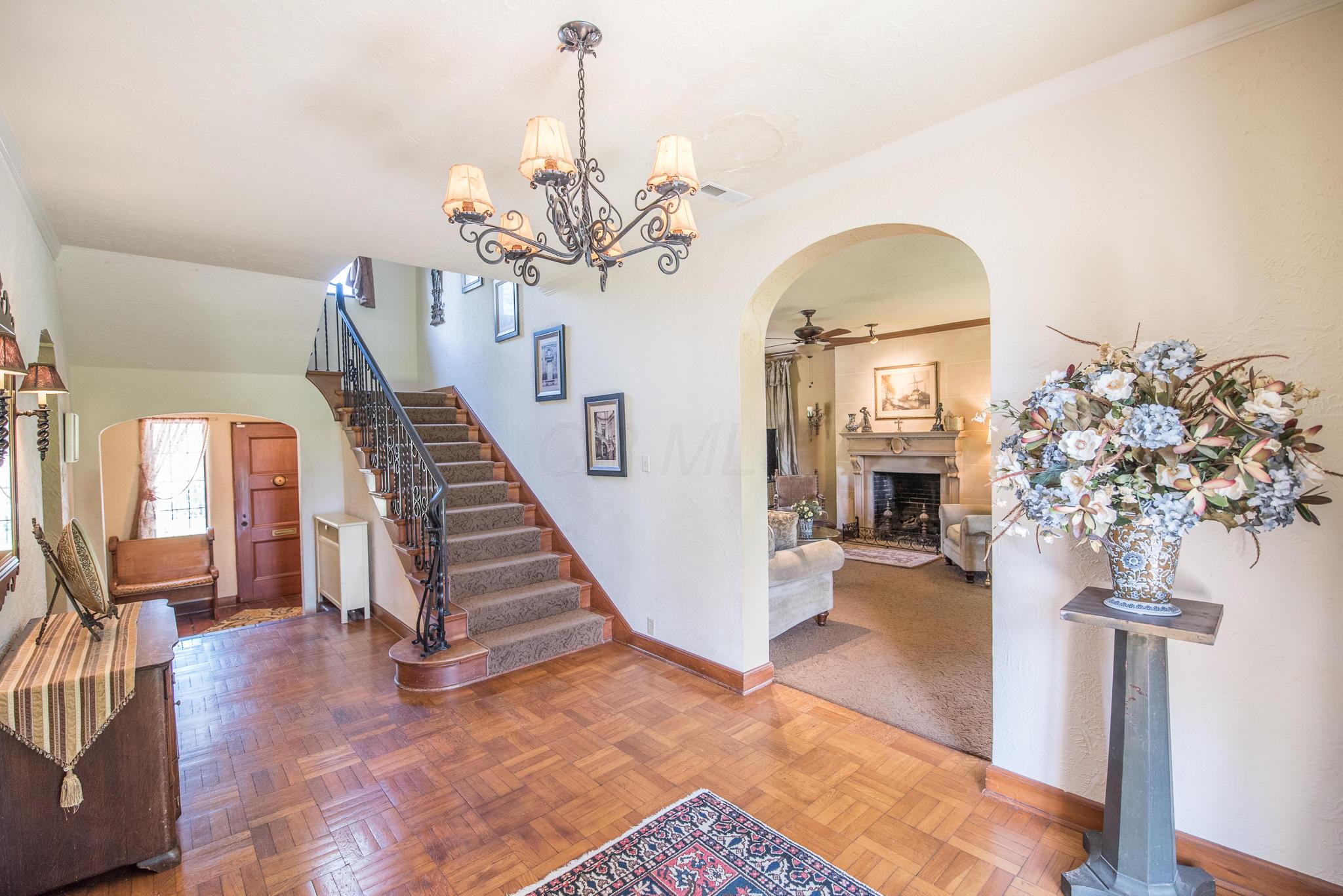 766 Crawford Road Newark, OH 43055 - Photo 8 of 68 Gallery Image 8