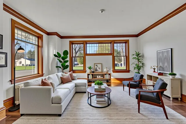 $179,000 | 1224 Becker Avenue Southwest, Willmar, MN 56201