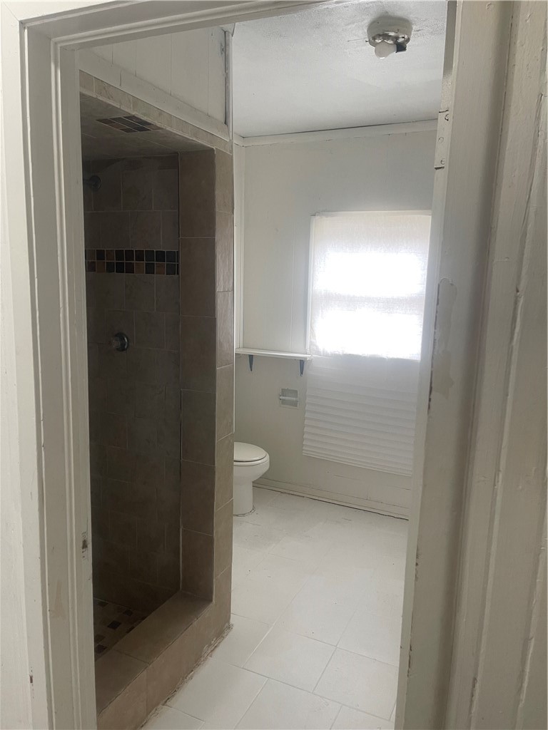 429 West 5th Street Alice, TX 78332 - Photo 14 of 15