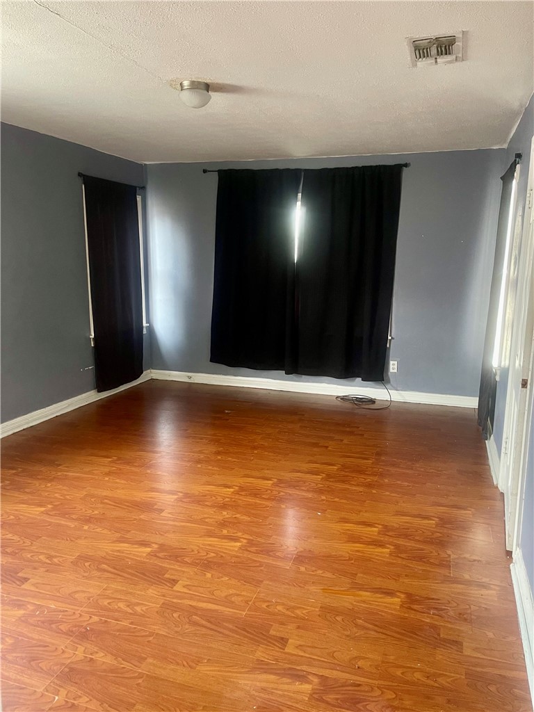 429 West 5th Street Alice, TX 78332 - Photo 10 of 15