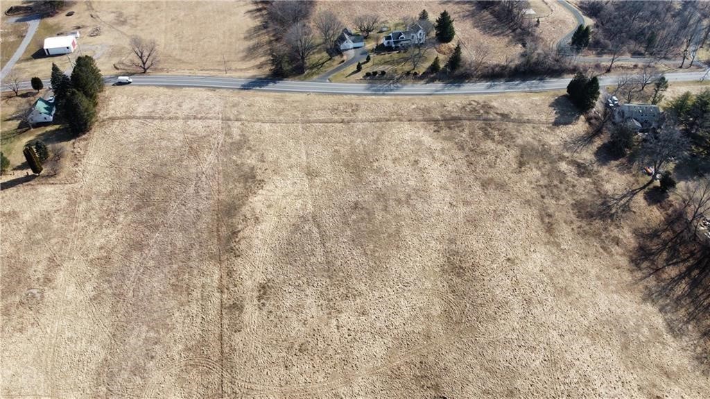 1086 Strong Road Victor, NY 14564 - Photo 8 of 10