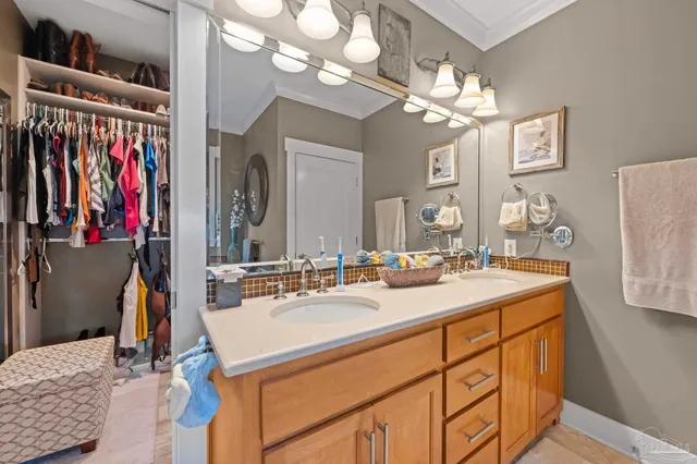 an aerial view of a house with yard swimming pool and outdoor seating