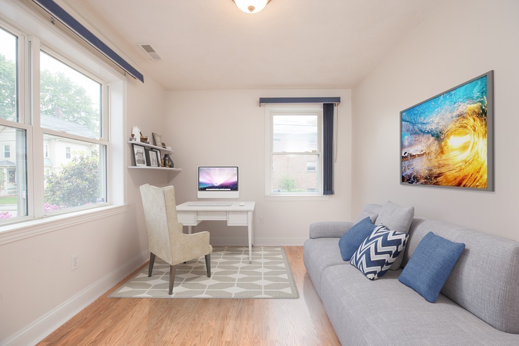 165 Ash Street, Unit 1 Waltham, MA 02453 - Photo 9 of 12