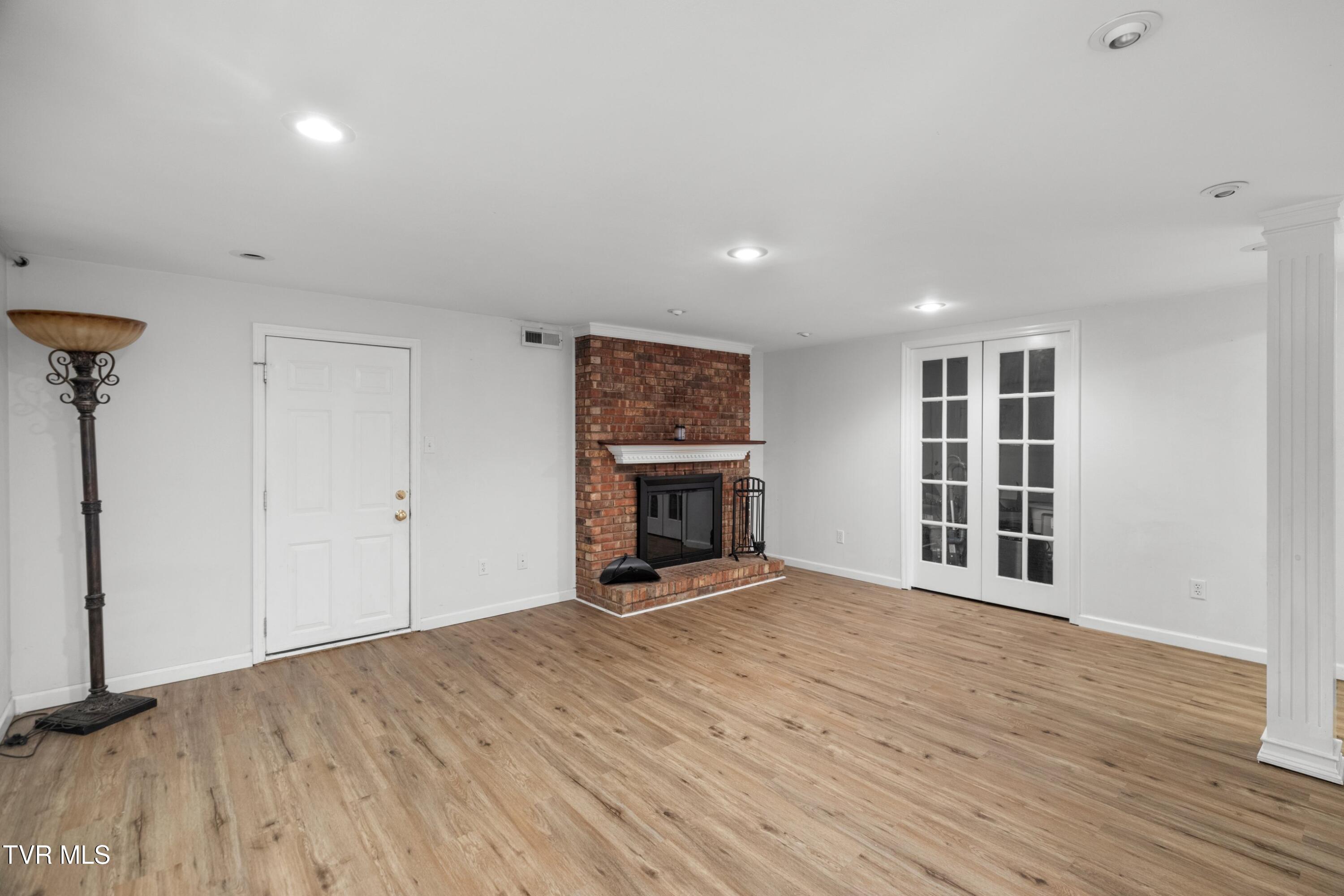 1302 Irwin Drive Powell, TN 37849 - Photo 26 of 53 026-1302IrwinDrive-Powell-TN-37849-SMALL