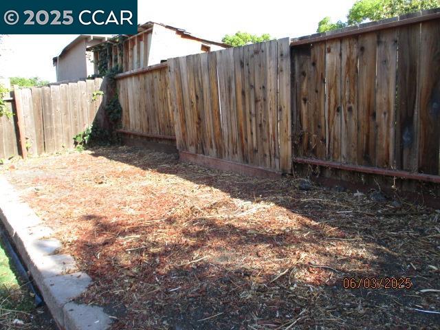 207 Thomas Way Pittsburg, CA 94565 - Photo 20 of 26