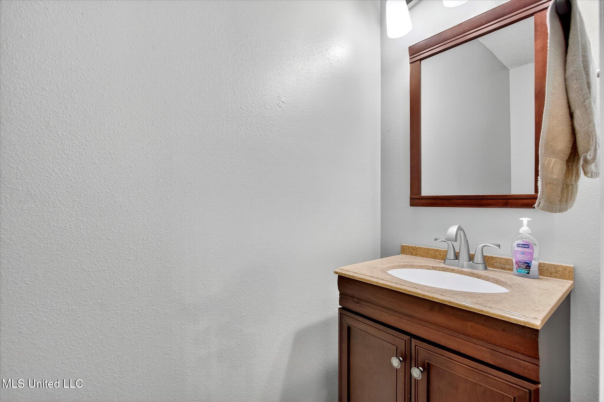 1210 Merritt Lane Ocean Springs, MS 39564 - Photo 37 of 64 37-037