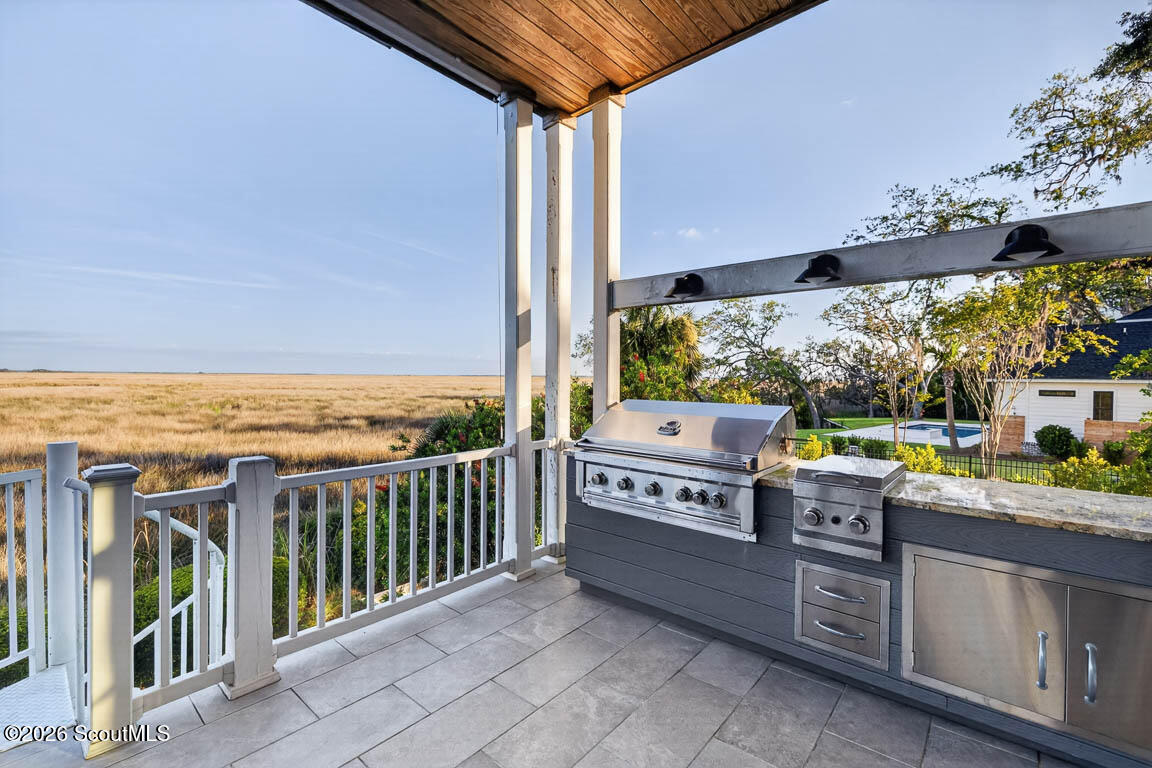 941 Champney St. Simons Island, GA 31522 - Photo 27 of 60