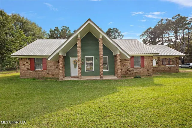 $225,000 | 147 Wolverton Drive, Magee, MS 39111