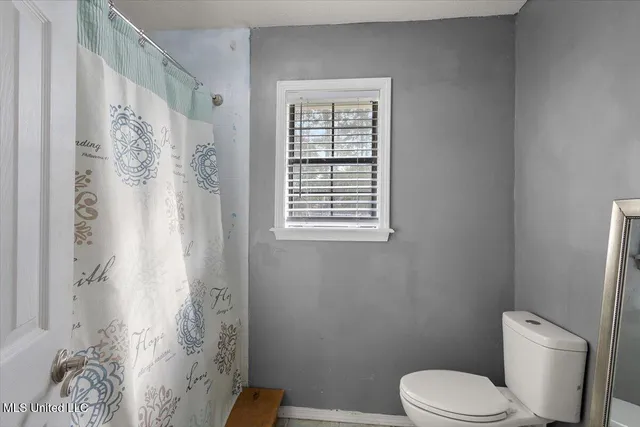 $215,000 | 147 Wolverton Drive, Magee, MS 39111